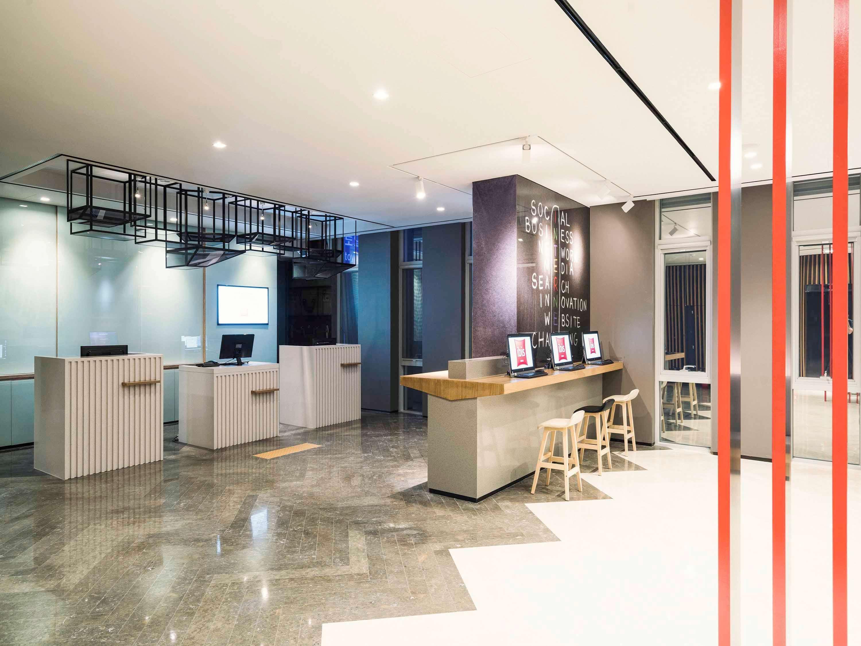 Ibis Ambassador Busan Haeundae Exterior foto