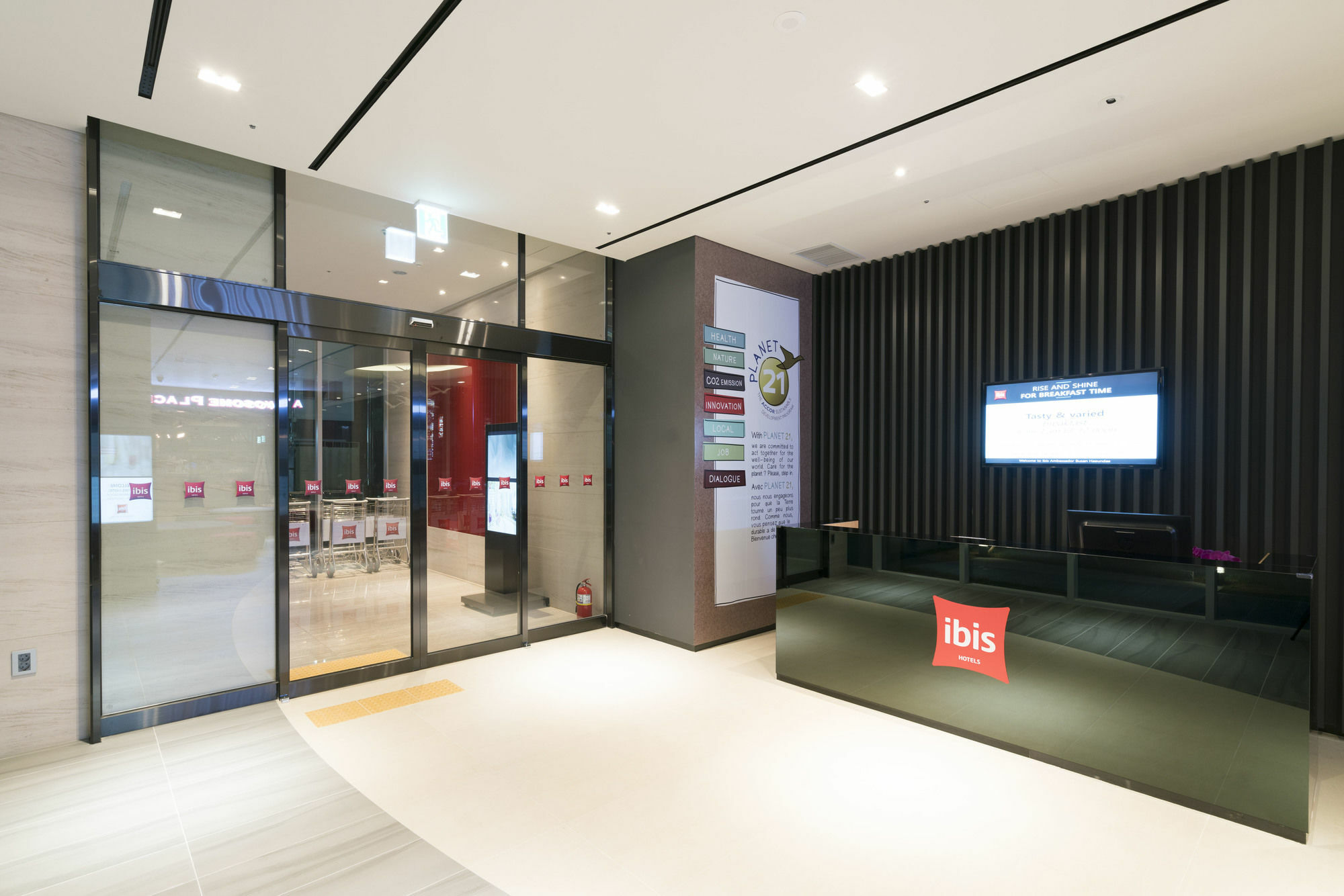 Ibis Ambassador Busan Haeundae Exterior foto